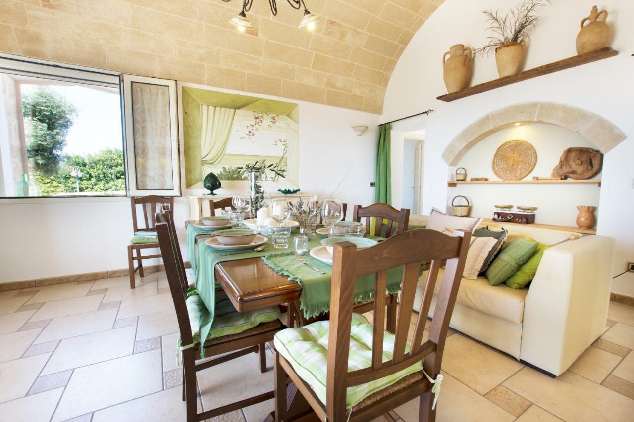 Le Gioie - Villa Macchia Mediterranea - Splendida Villa Vista Mare Immersa Nel Verde Torre Pali Exterior photo